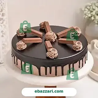 KitKat Crunch Chocolate Cake