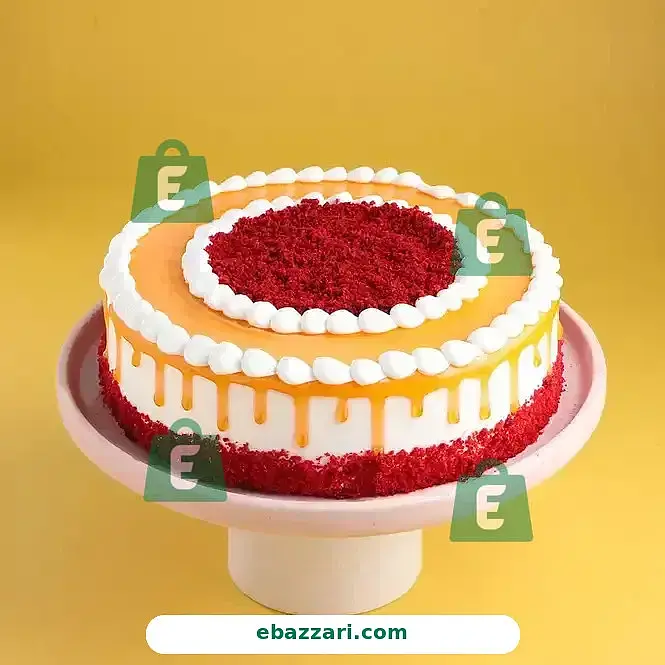 Red Velvet Coffee Drip Cream Cake