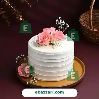Roses Topped Vanilla Cream Cake